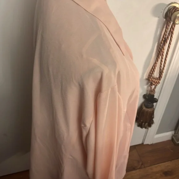 Top - Picture 4 of 8